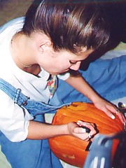 Downblouse parade upskirt pics