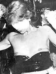 Downblouse Shots upskirt pictures