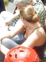 Downblouse Shots upskirt pictures
