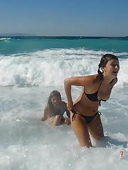 Guy with cam enjoyed sexy down blouse views