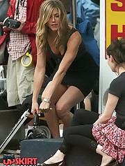 Jennifer Aniston upskirt pictures