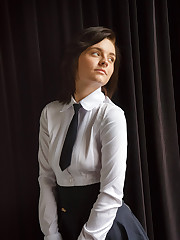 Kai Marley and I visited the Bergamot Station in Santa Monica where the art struggle is real. Plenty of overpriced crap mixed in with a few rare gems. I once thought that becoming an artist would be a great way to avoid real work. I just needed to be clever and build hype around myself, then the suckers and the monies would follow. I was partially correct. I now realize that being successful as an artist also requires talent, thought, hard work, and luck, among other things. Don't be fooled by the multitude of shit-art with red dot stickers. No one is buying that garbage.