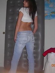 Women in tight jeans posing sexy firm butts in hot shots upskirt picture