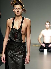 Paparazzi shoot hot models? tits while the fashion show upskirt voyeur