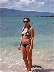 A busty bikini bitch undressing on the Bellevue upskirt picture