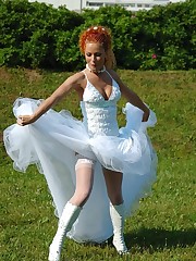 Pictures of Horny Bride celebrity upskirt