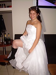 Pictures of Horny Bride upskirt no panties