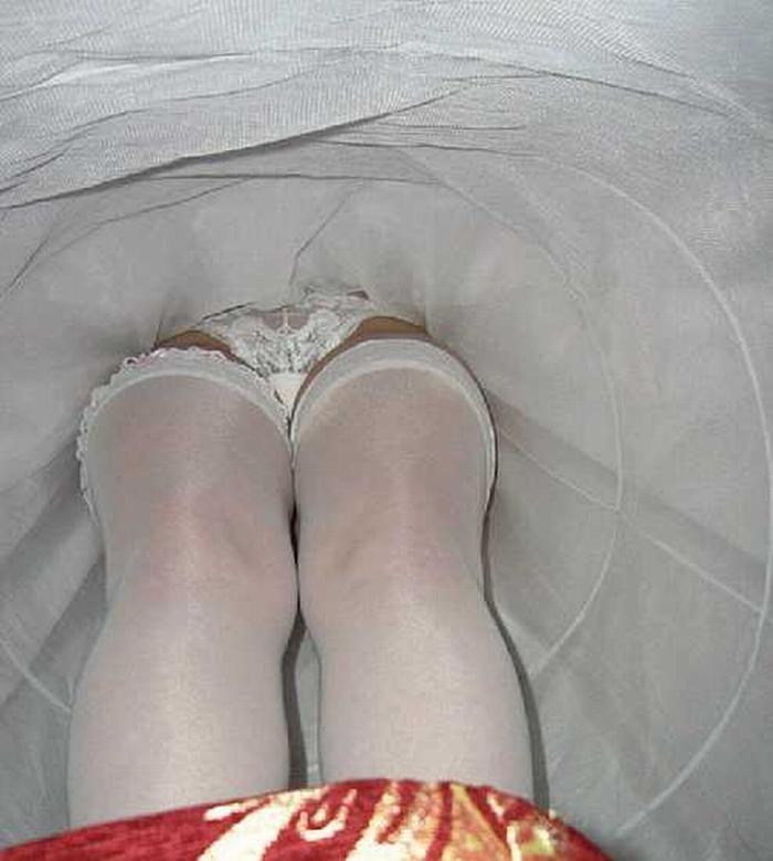 Amateur Upskirts Wedding Dress