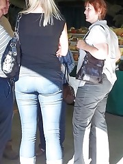 Tight jeans girls horny back view upskirt pic
