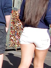 Cutie in denim shorts posing for me candid upskirt