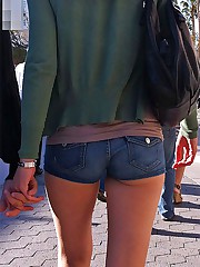 Girl shows her denim shorts on cam upskirt shot
