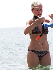 Sporty girls wear hot micro bikinis upskirt no panties