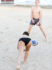 Bikini voyeur man working on beach upskirt pantyhose