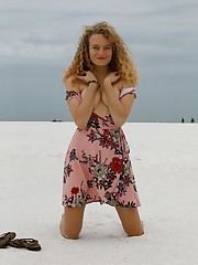 Do you like attractive, slim, energetic women with bountiful curly hair, who hate to shave, love their bodies, and can't stop smiling as they roll around on the angelic white sands of a Florida beach? Then you are gonna love Debra Kenlow. Conditions like these make me want to point up to the heavens like one of those athletes after pulling off an amazing feat. I owe one, Xenu! celebrity upskirt