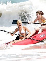 Silken chic Ashley Tisdale