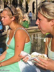 Incredible tits are seen in amazing sideblouse pics