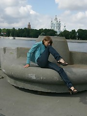Bubble booty gets caught by tight jeans