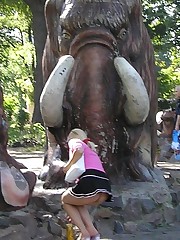 1000s upskirt picture gallery