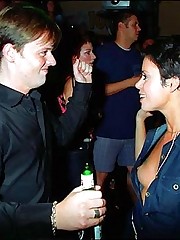 Downblouse Shots upskirt pictures