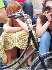 Turning on chicks tiny thong upskirt