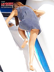Celebs pics free of luxurious upskirt